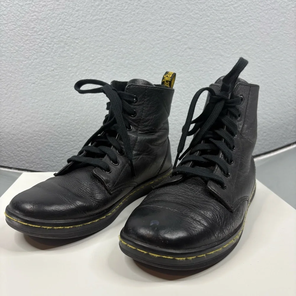 Doc Martens Leyton Women’s Leather Casual Boots - Picture 4 of 13